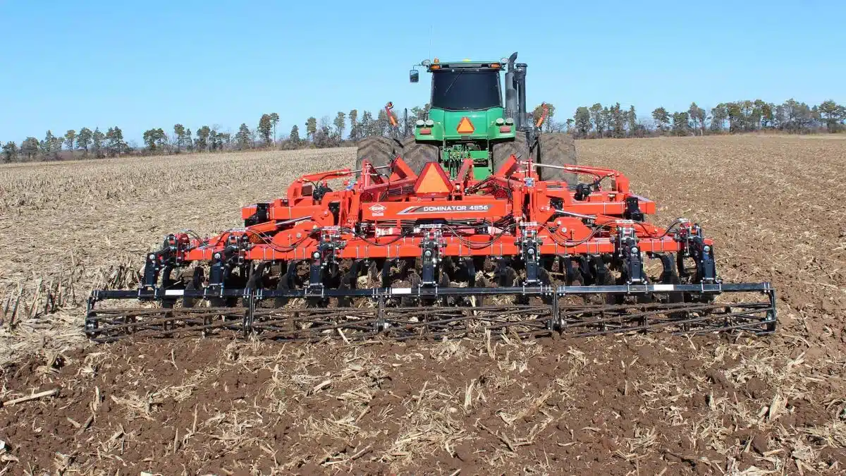 Gallery image 2 for New 2024 Kuhn DOMINATOR 4857 Disc Chisel