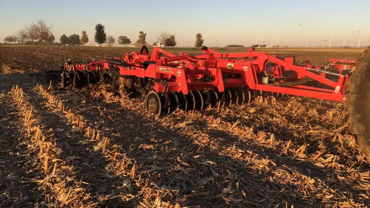 Gallery image 2 for New 2024 Kuhn DOMINATOR 4857 Disc Chisel