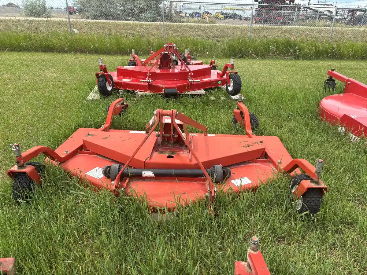 Gallery image 2 for 2001 Farm King Y750R Mower - Finishing