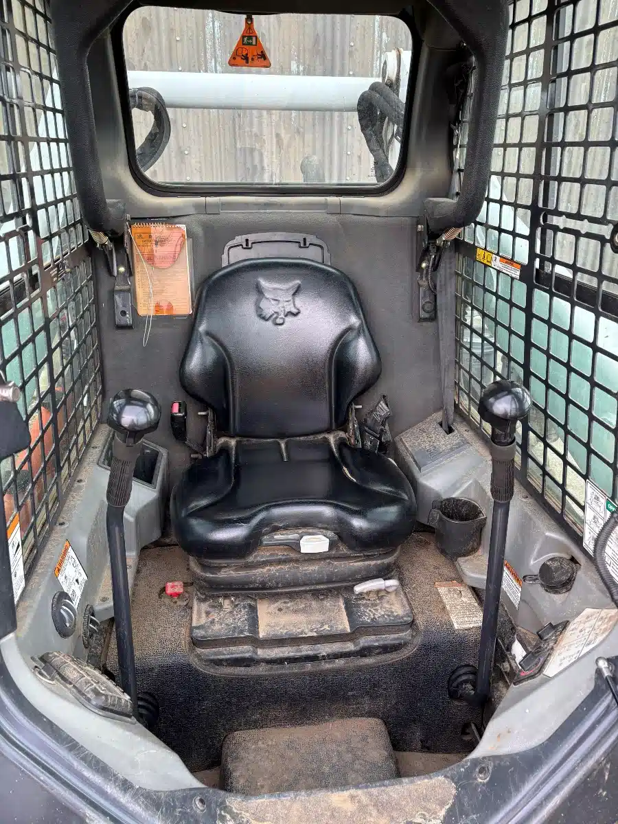 Gallery image 2 for Used 2016 Bobcat S750 Skid Steer