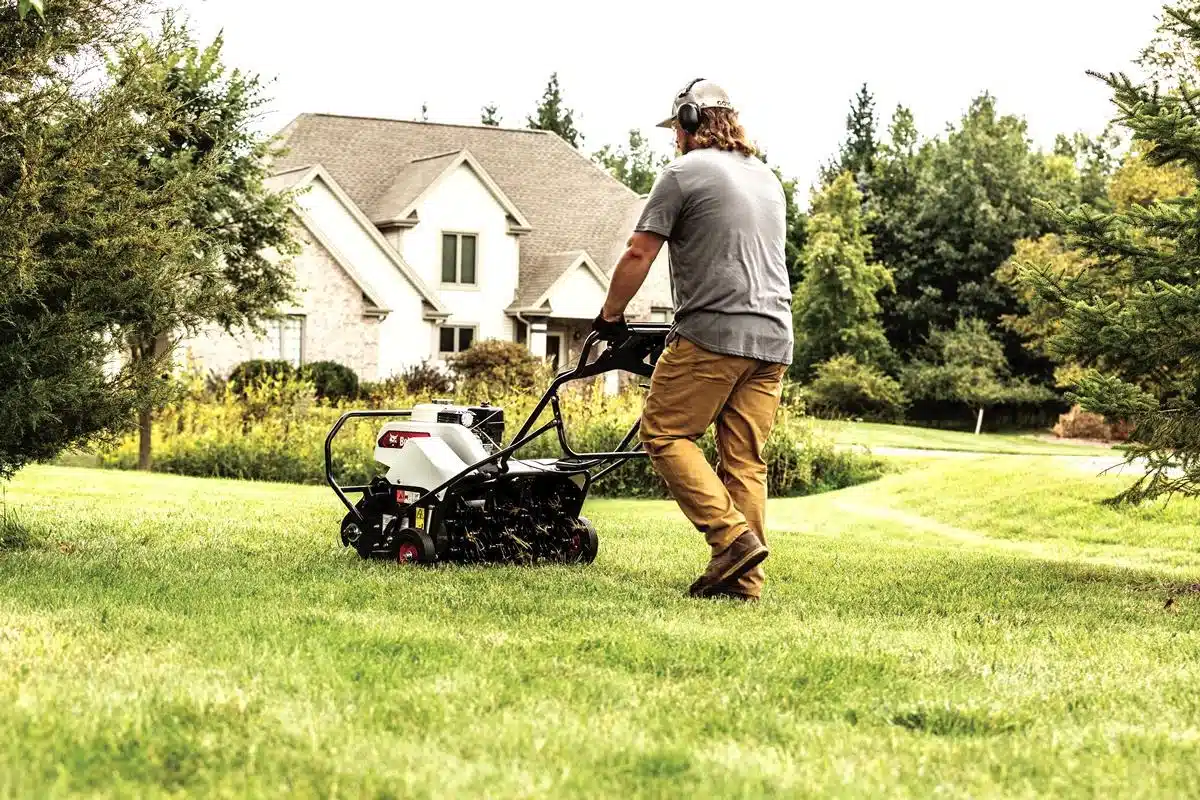 Gallery image 2 for New 2025 Bobcat AE26 Aerator
