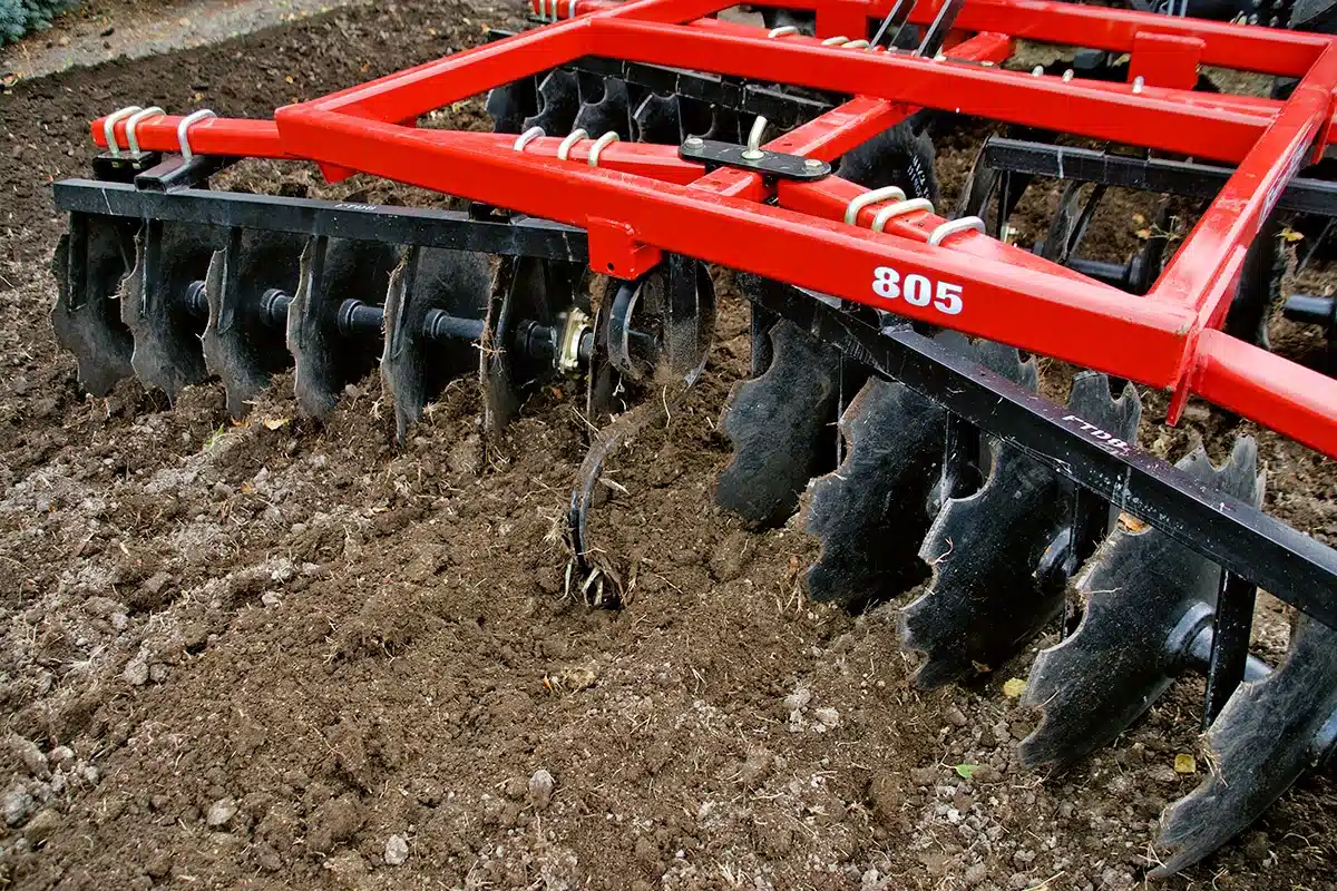 Gallery image 1 for New 2025 Farm King Y805TD Disc