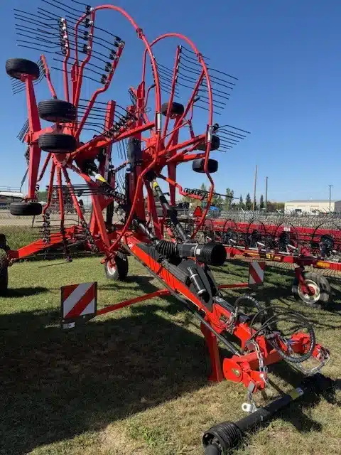 Gallery image 1 for New 2025 Kuhn GA 8131 Rake