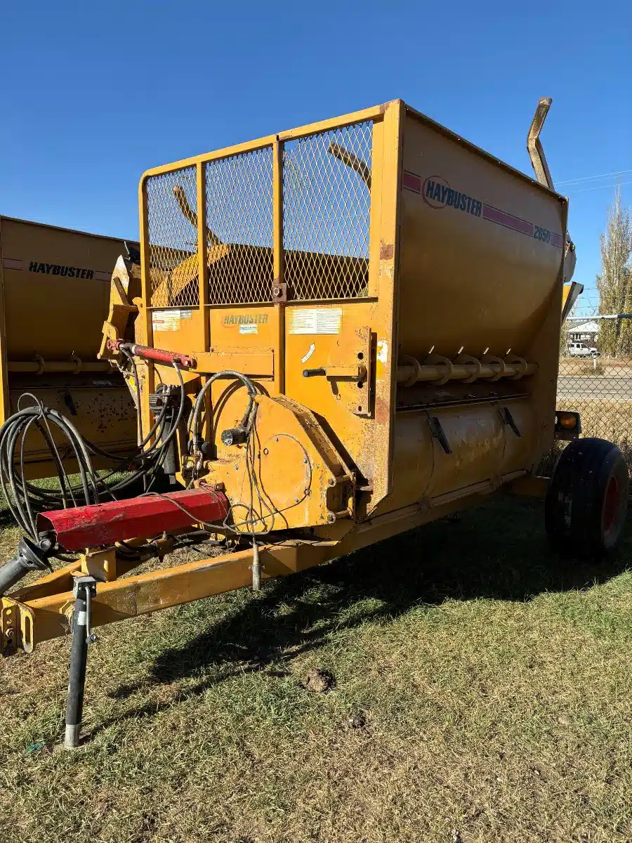 Gallery image 1 for Used 2012 Haybuster 2650 Bale Processor