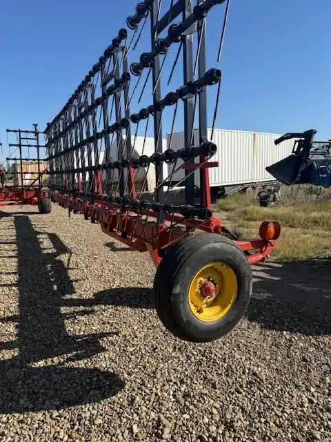 Gallery image 1 for Used 2004 Bourgault 7200 Harrow