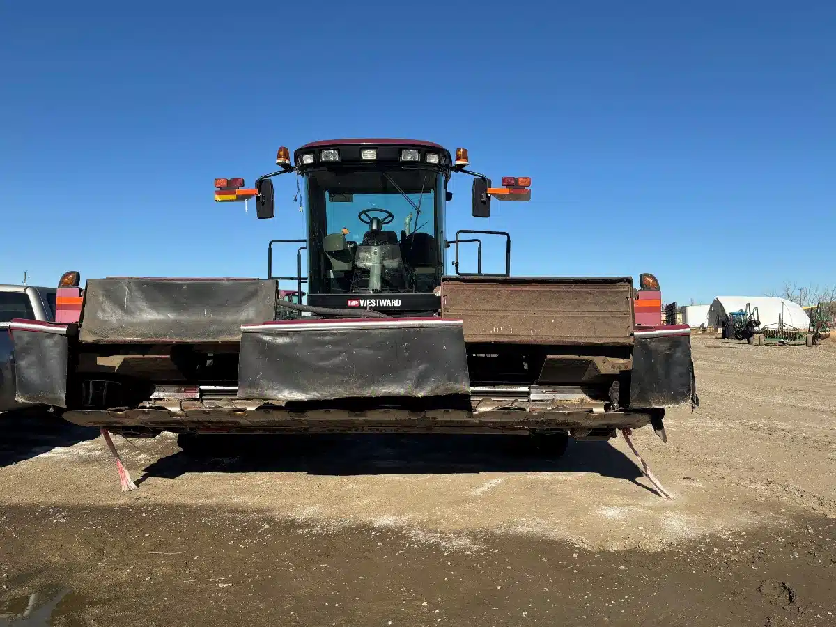 Gallery image 1 for Used 2011 MacDon M205 Windrower