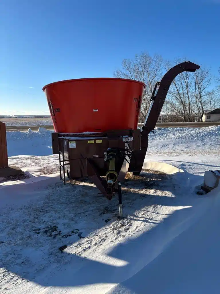 Gallery image 2 for 2022 Roto Grind 1090 Grinder Mixer