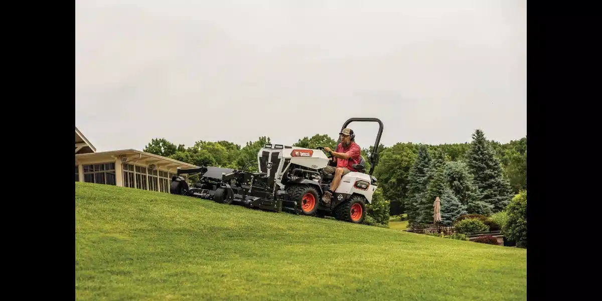 Gallery image 2 for 2024 Bobcat AT450 Tractor