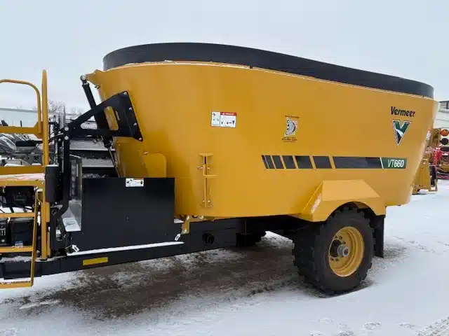 Gallery image 1 for Used 2023 Vermeer VT660 TMR Mixer
