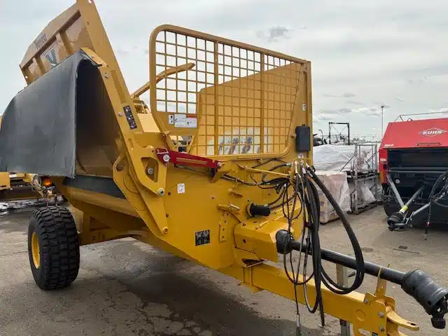 Gallery image 2 for Used 2023 Vermeer BPX9010 Bale Processor