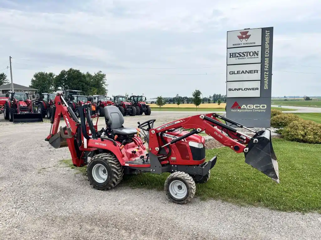 Gallery image 1 for Used 2017 Massey Ferguson GC 1720 Tractor
