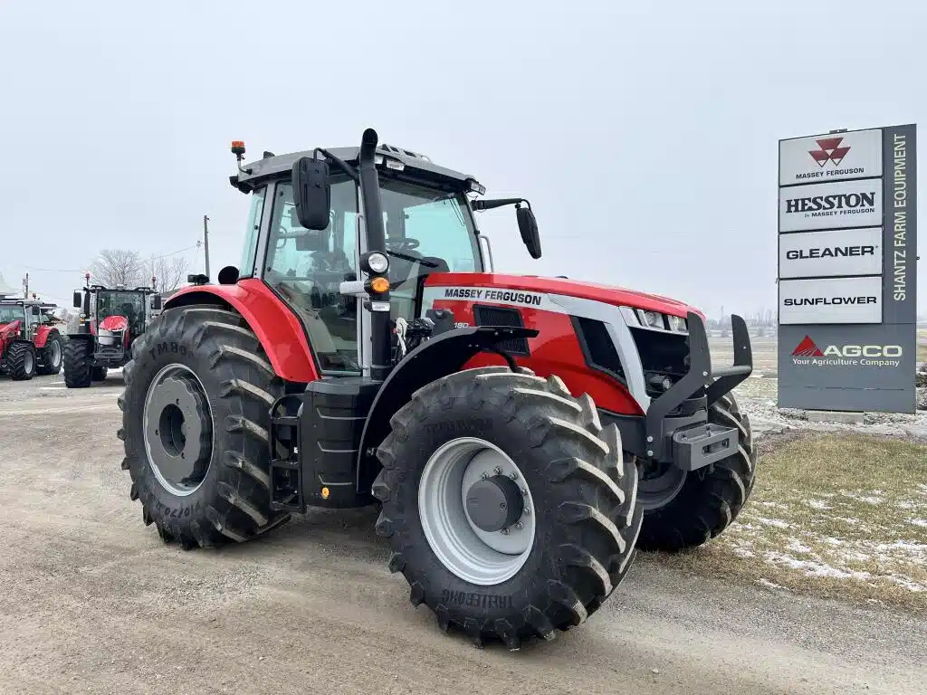 Gallery image 1 for New 2024 Massey Ferguson 7S.180 Tractor