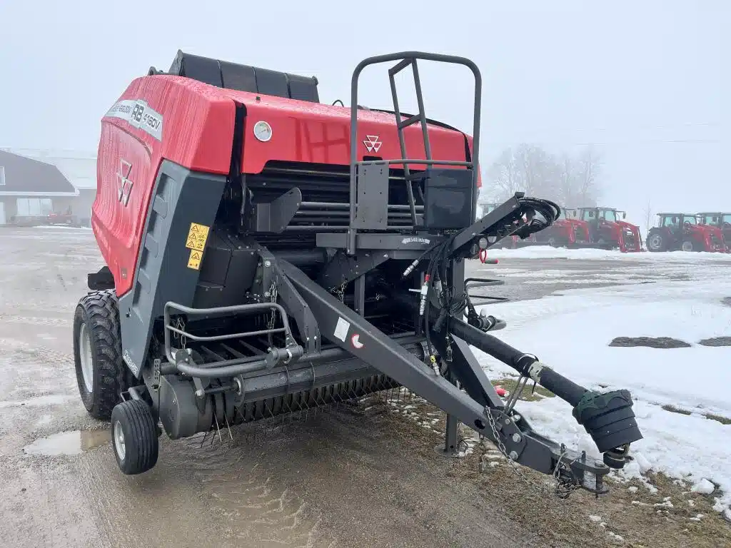 Gallery image 2 for Used 2022 Massey Ferguson 4160V Round Baler