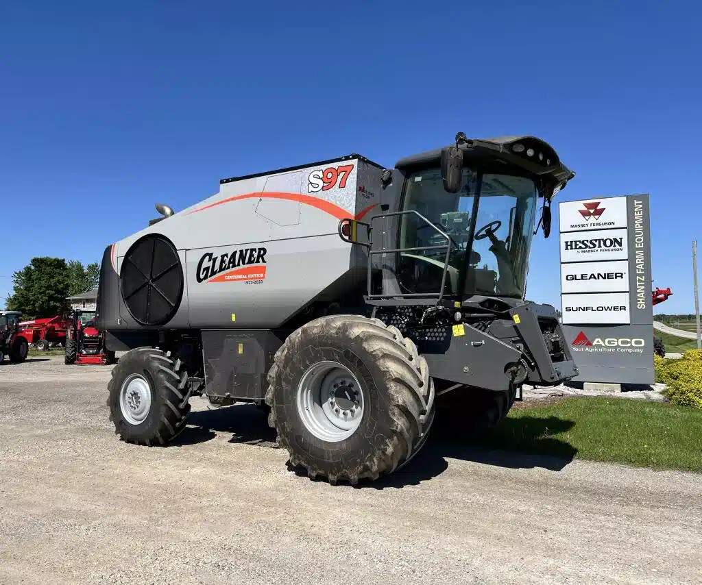 Gallery image 1 for Used 2023 Gleaner S97 Combine