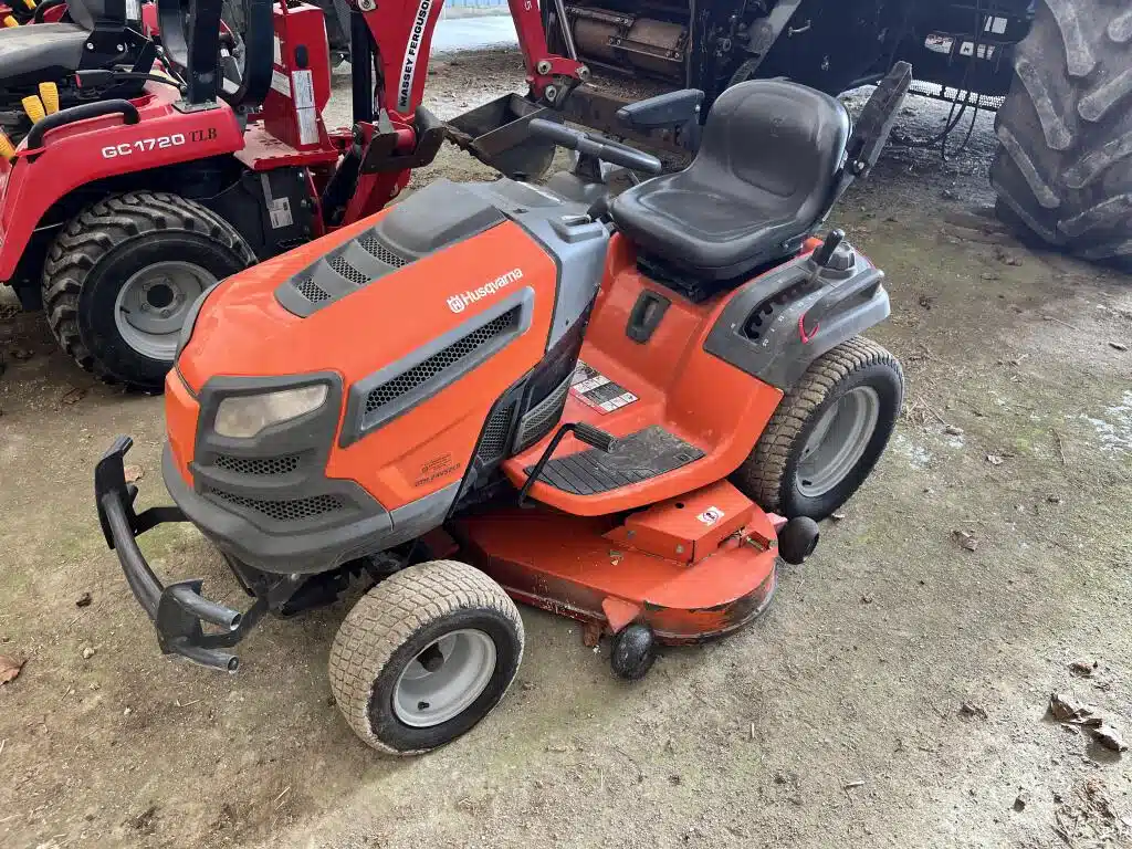Gallery image 1 for 2014 Husqvarna GTH24V52LS Lawn Tractor