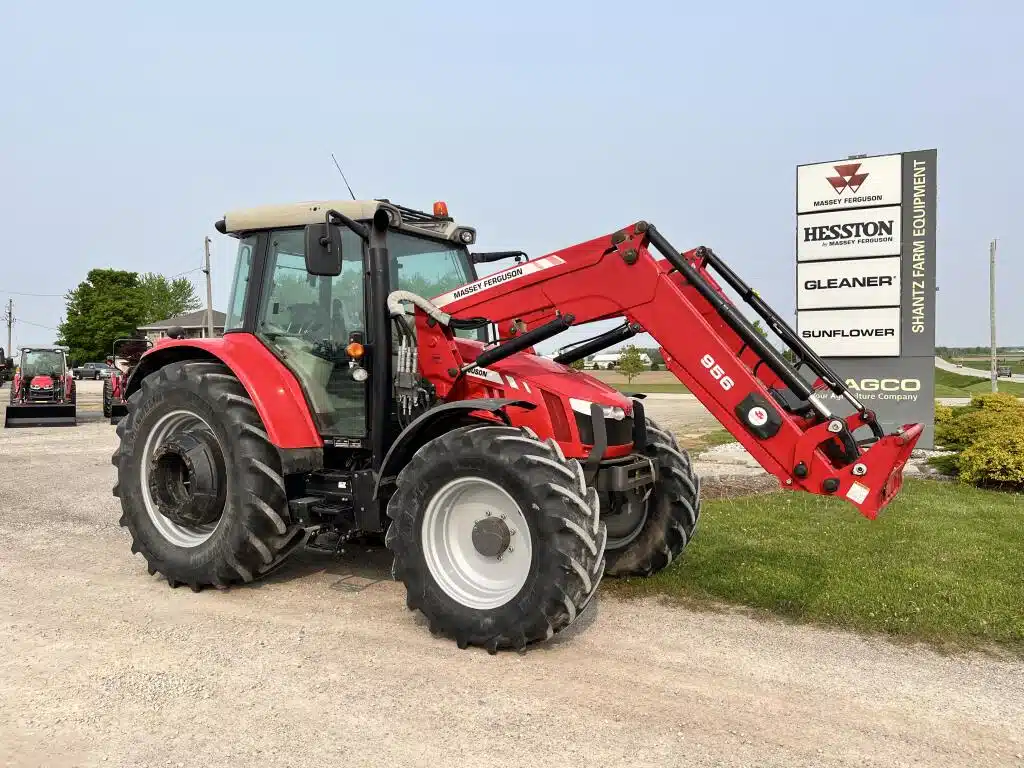 Gallery image 1 for Used 2014 Massey Ferguson 5613 Tractor