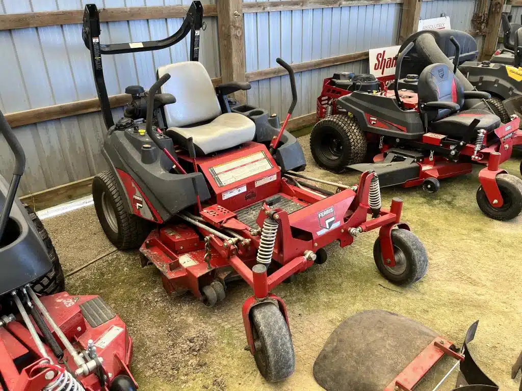 Gallery image 2 for Used 2009 Ferris IS 2000 Z Mower - Zero Turn
