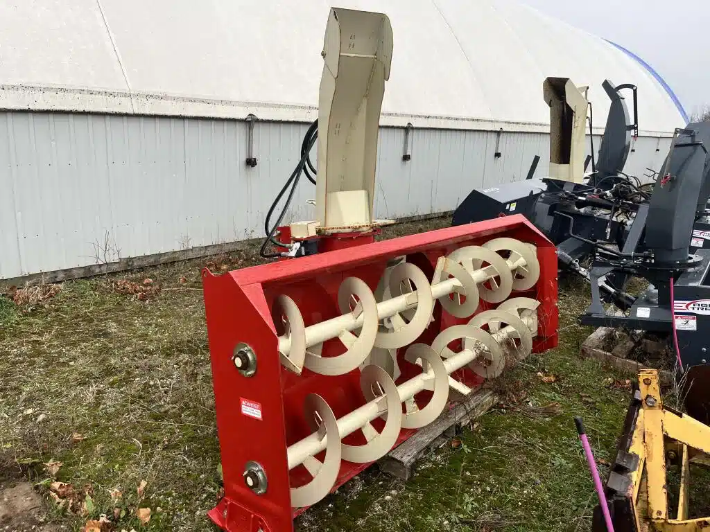 2018 Buhler Farm King 960 Snow Blower