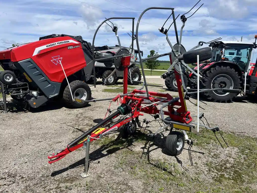 Photo de la Galerie 2 pour 2026 Massey Ferguson TD524T Tedder