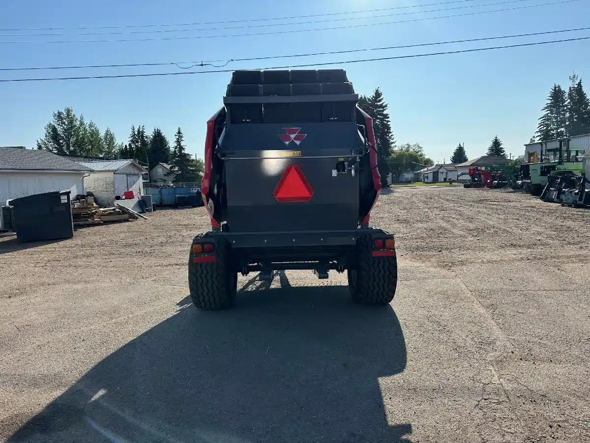 Gallery image 2 for Used 2021 Massey Ferguson RB 4180V Round Baler