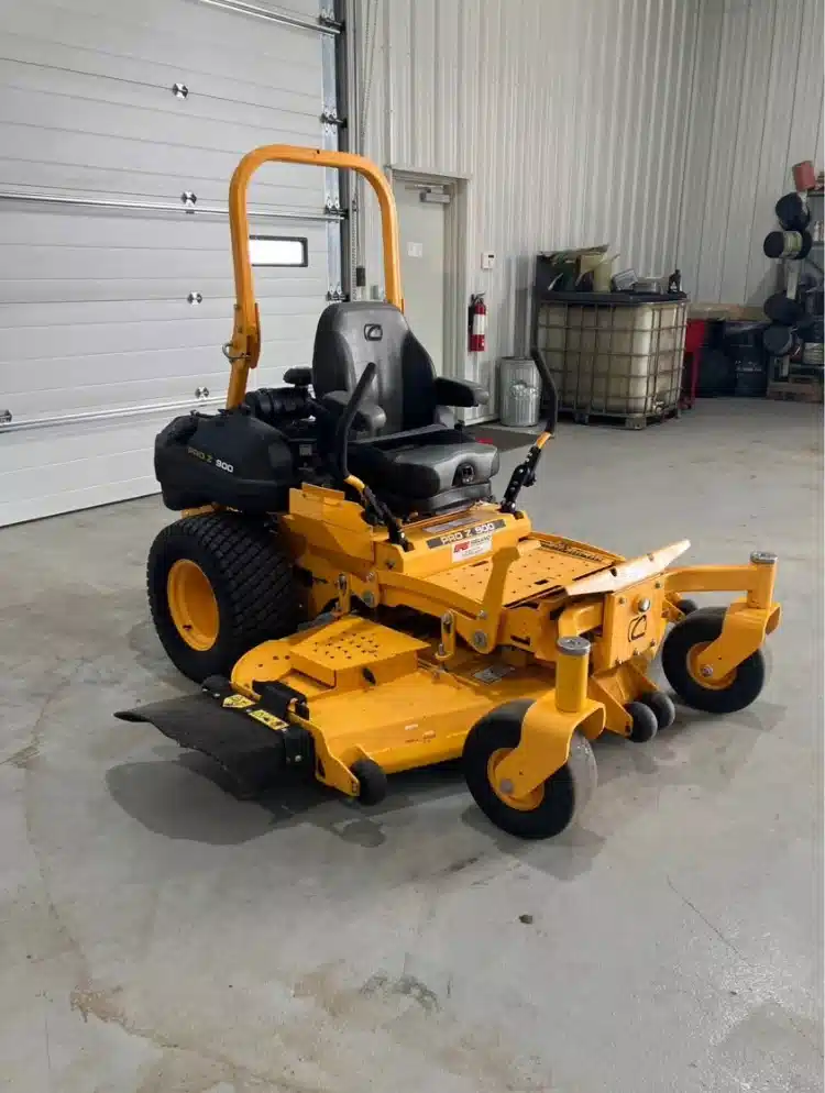 Photo de la Galerie 2 pour 2021 Cub Cadet PRO Z 972L KW Tondeuse à rayon de braquage zéro