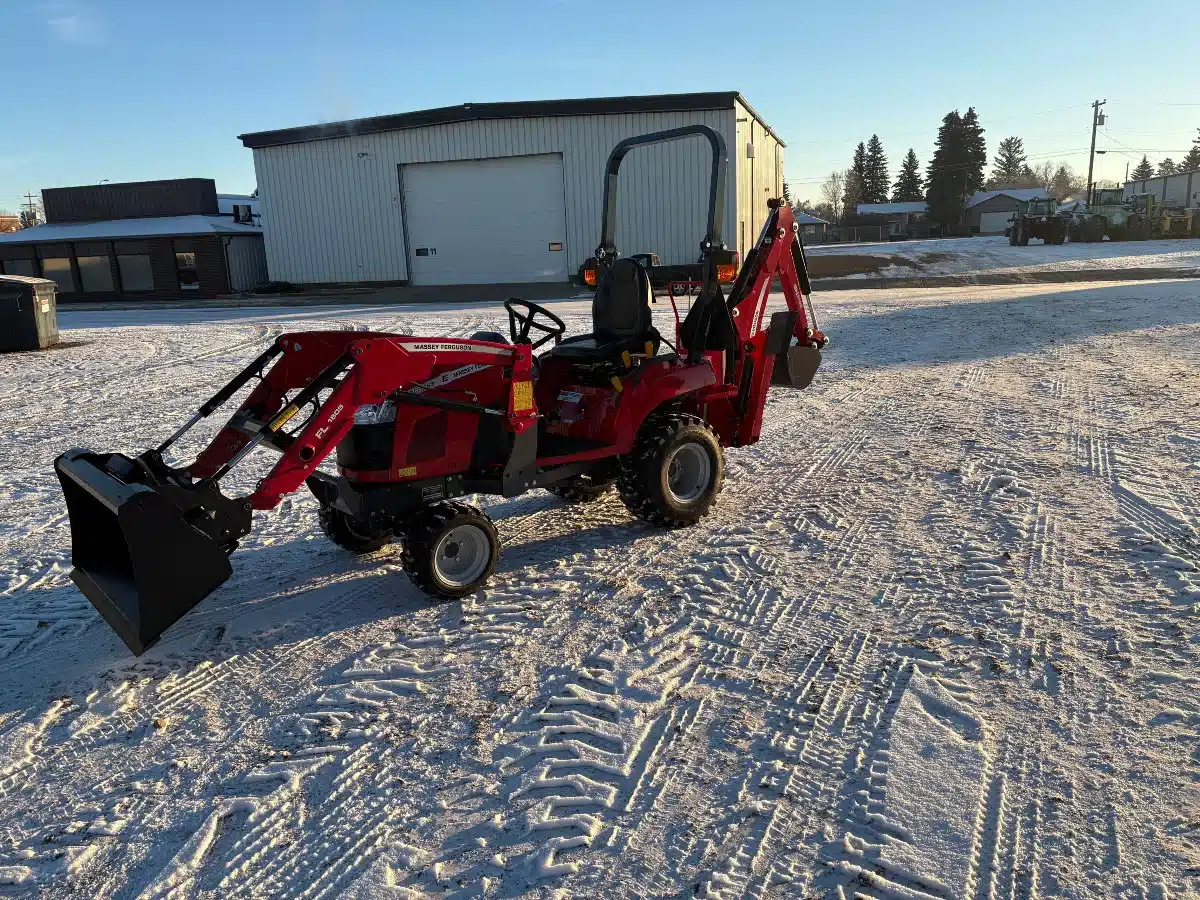Used 2022 Massey Ferguson GC1723E Tractor