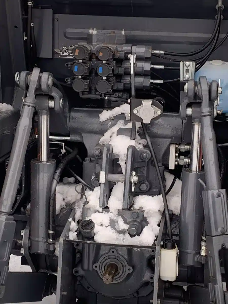 Gallery image 2 for 2019 Kubota M6-141 Tractor