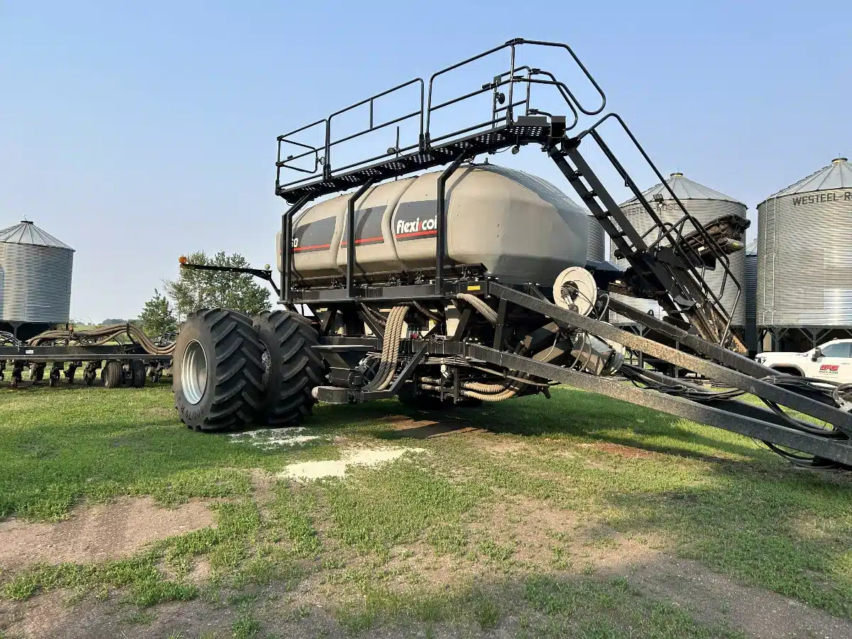 Gallery image 1 for 2021 Flexi-Coil 7660 Air Cart