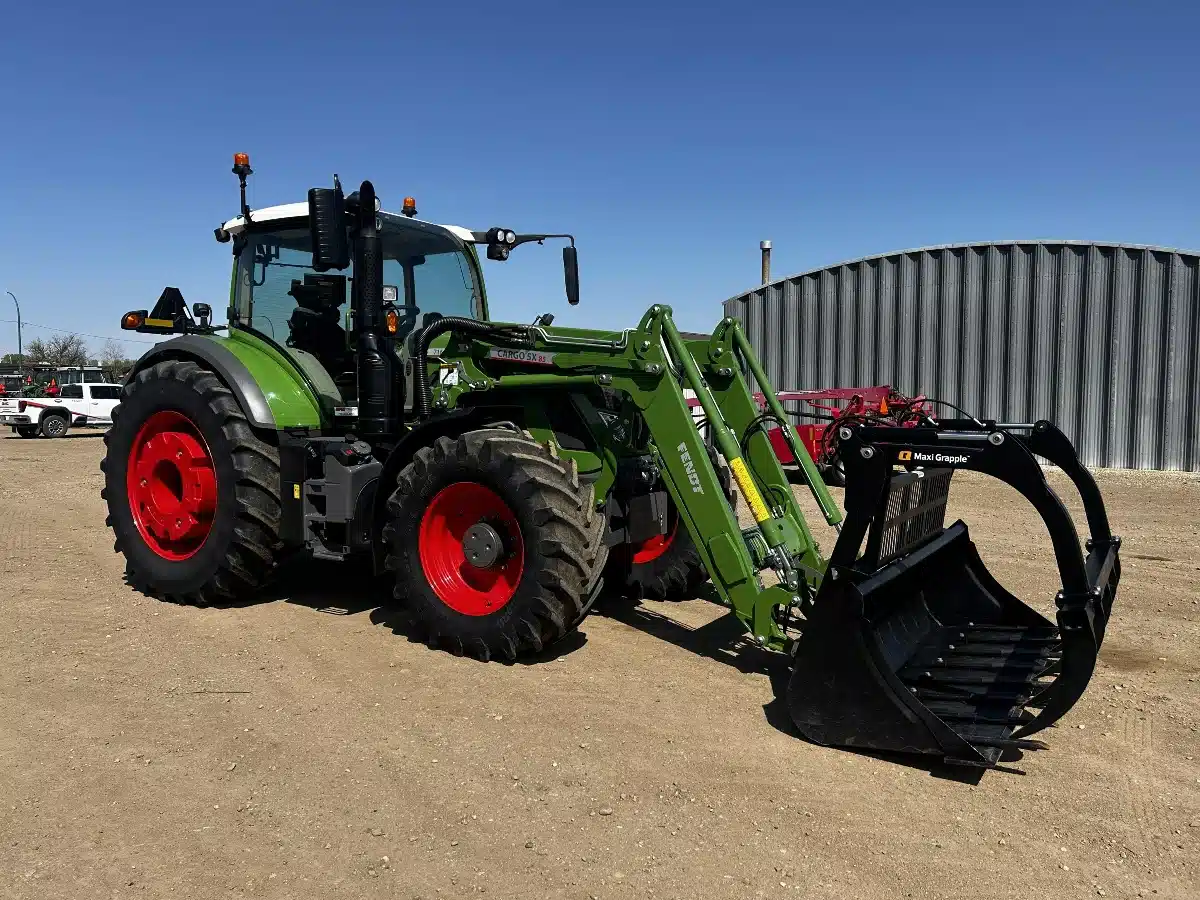 Gallery image 2 for 2024 Fendt 716 VARIO Tractor