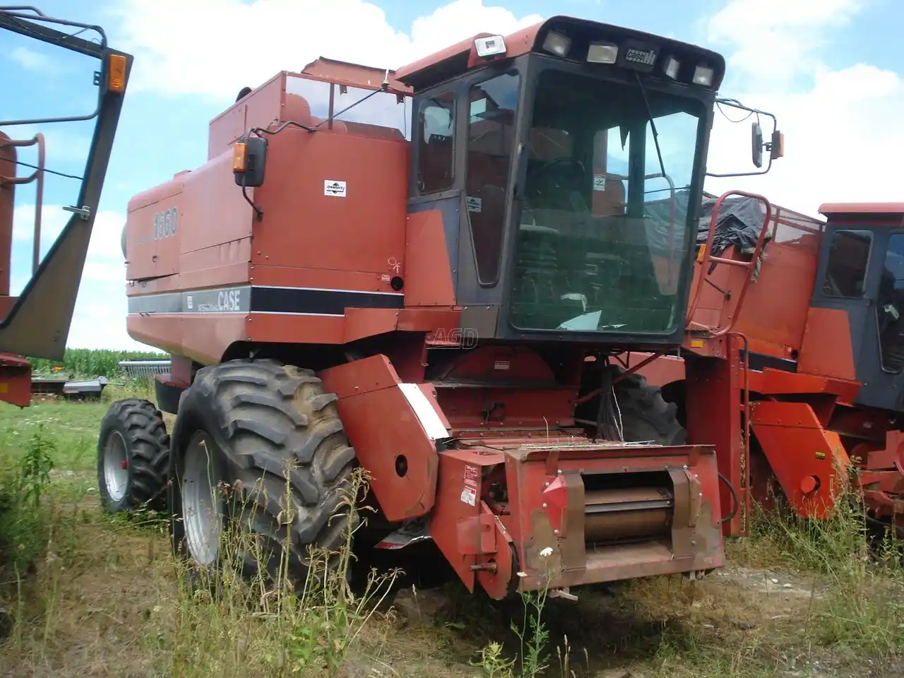 Gallery image 2 for Used Case IH 1660 Combine