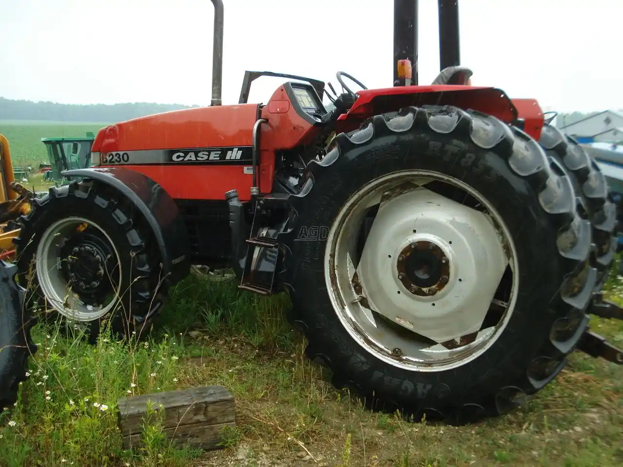 Gallery image 1 for Used Case IH 5230 Tractor
