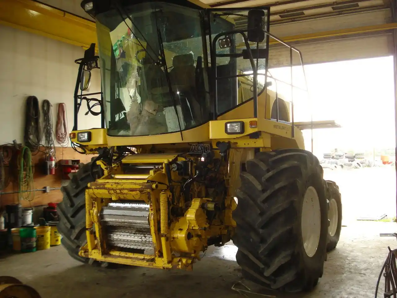 Gallery image 2 for Used New Holland FX28 Forage Harvester