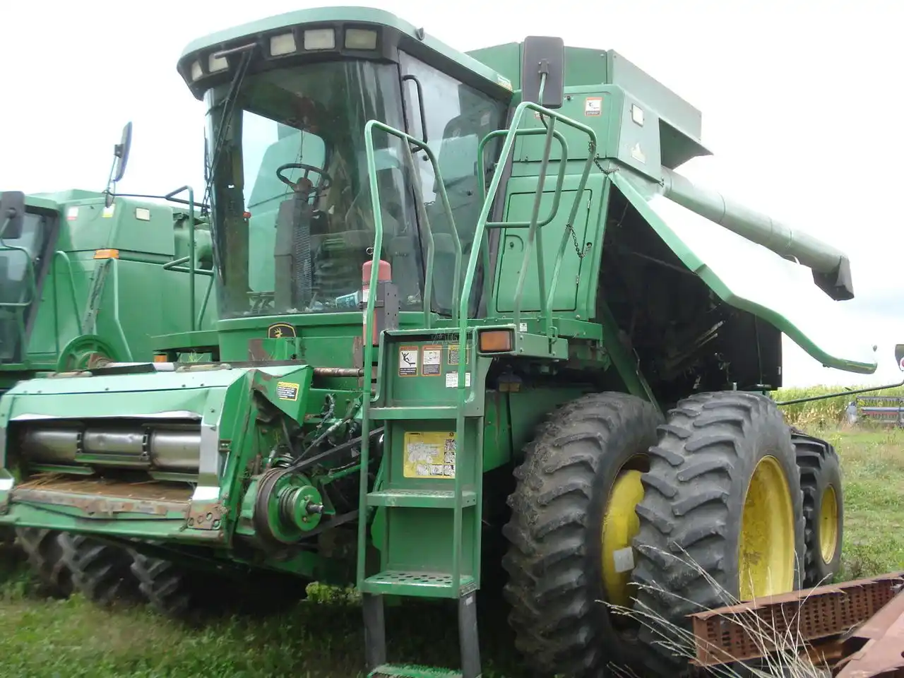 Gallery image 2 for Used John Deere 9650 Combine