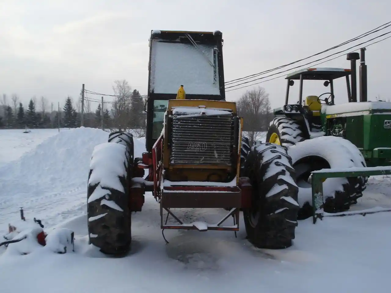 Gallery image 2 for Used Versatile 276 Tractor