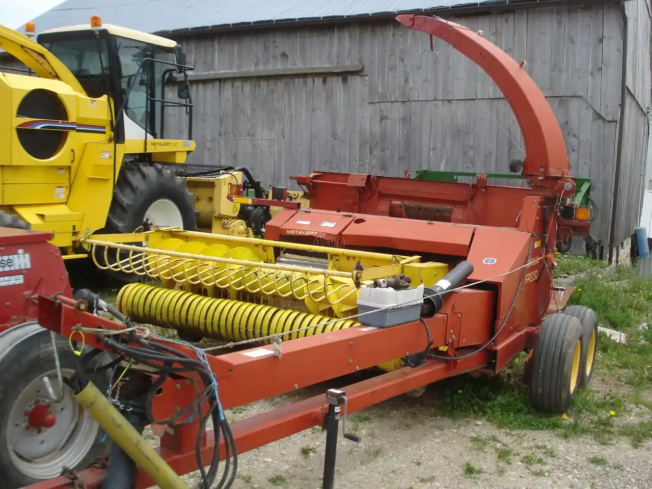 Gallery image 2 for Used New Holland FP230 Forage Harvester