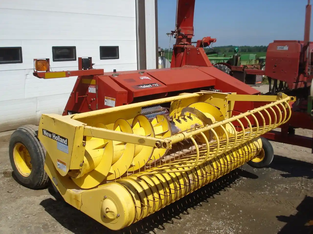 Gallery image 2 for Used New Holland FP230 Forage Harvester
