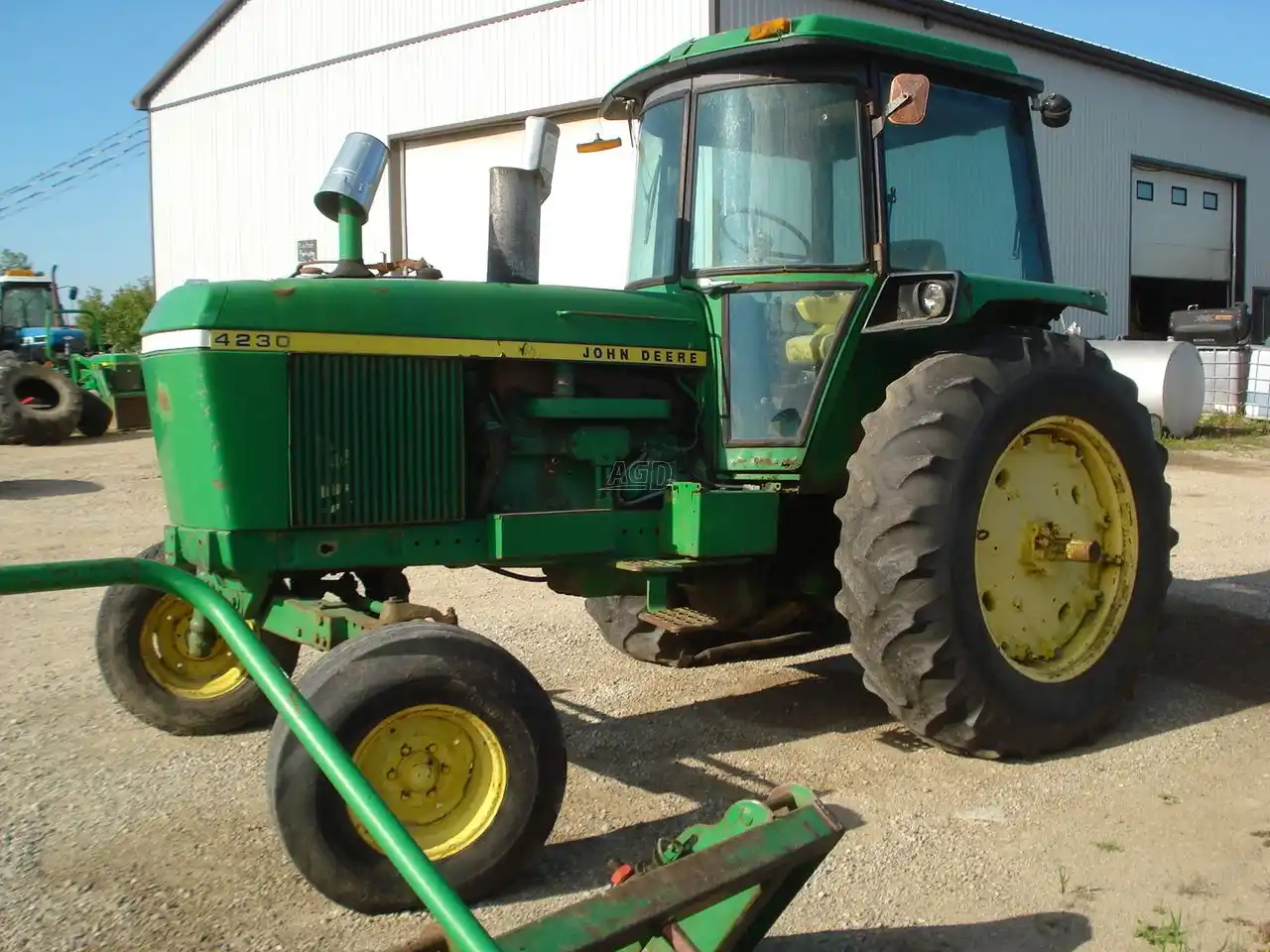 Gallery image 2 for Used John Deere 4230 Tractor