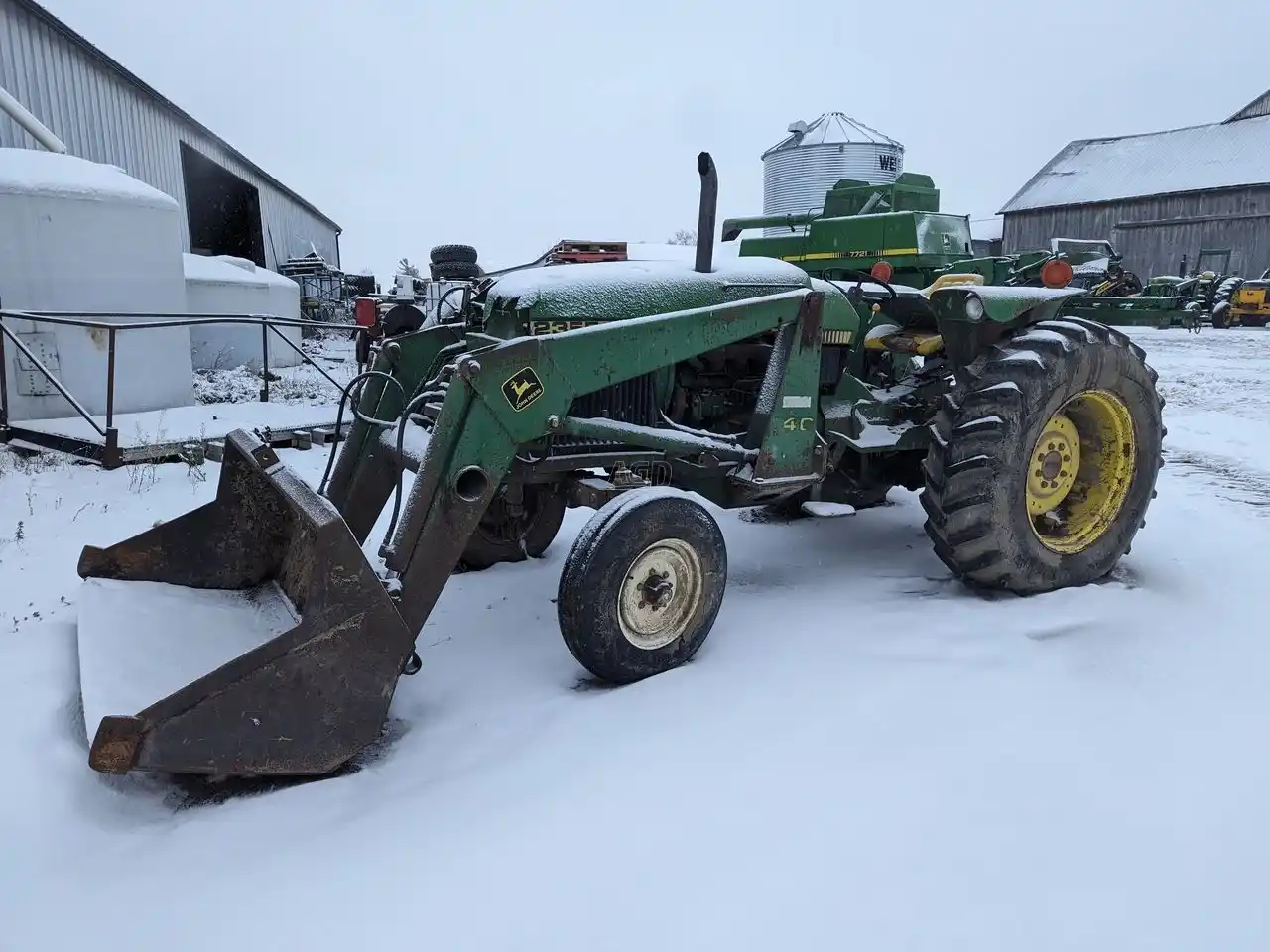 Gallery image 1 for Used John Deere 2355 Tractor