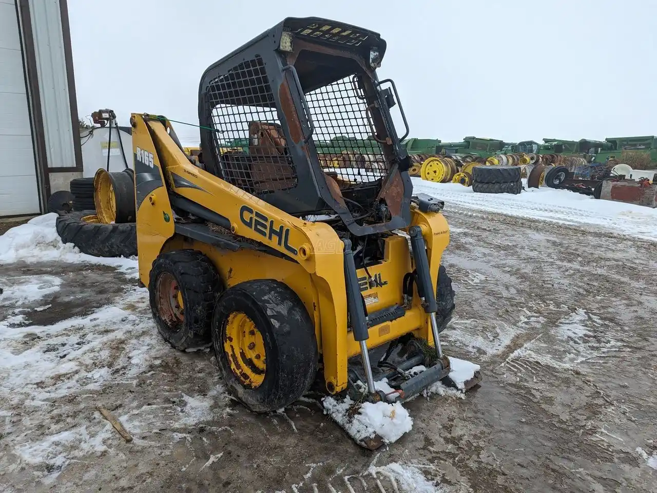 Gallery image 1 for Used Gehl R165 Skid Steer