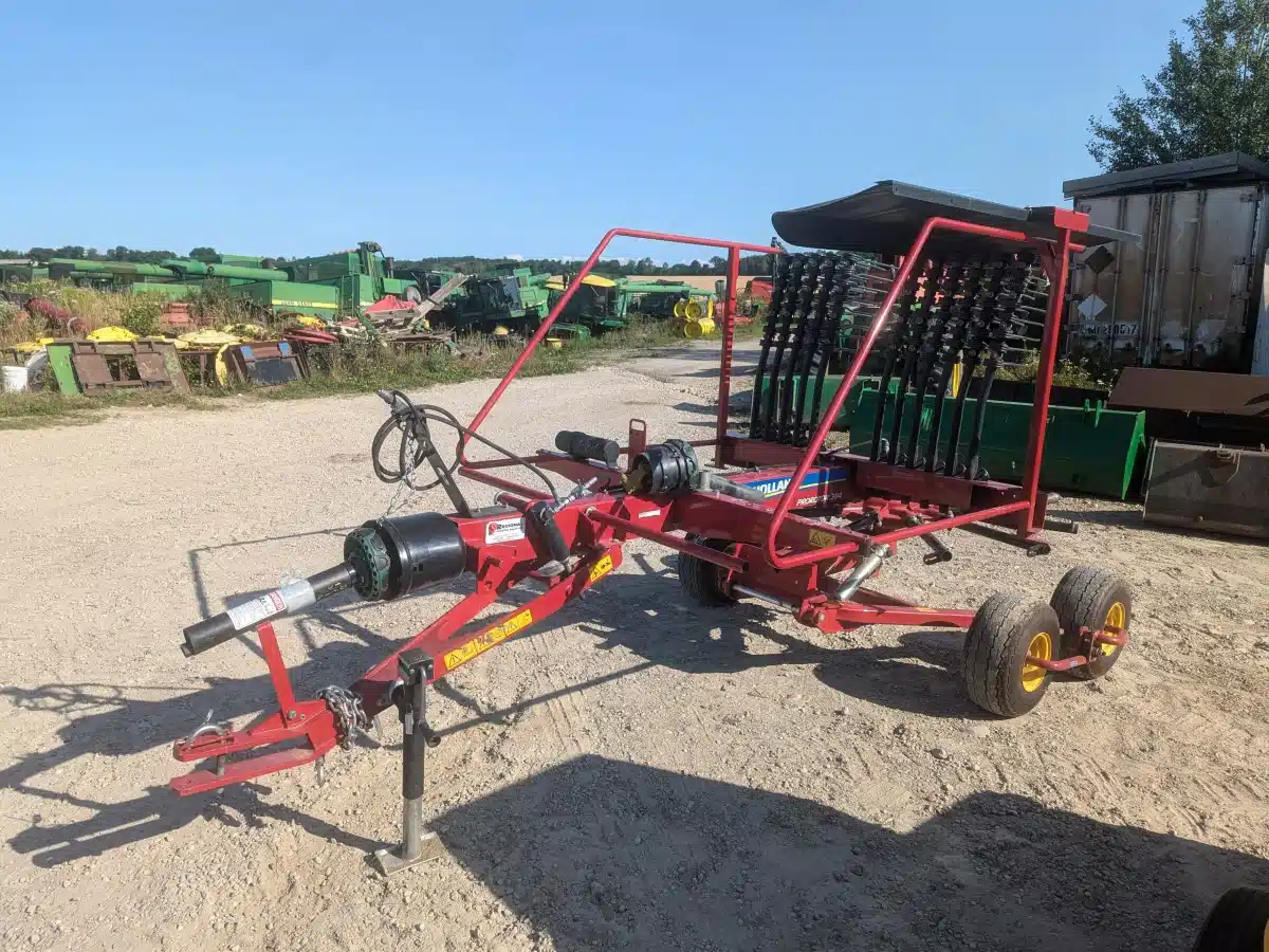 Gallery image 1 for Used 2019 New Holland PROROTOR 3114 Rake