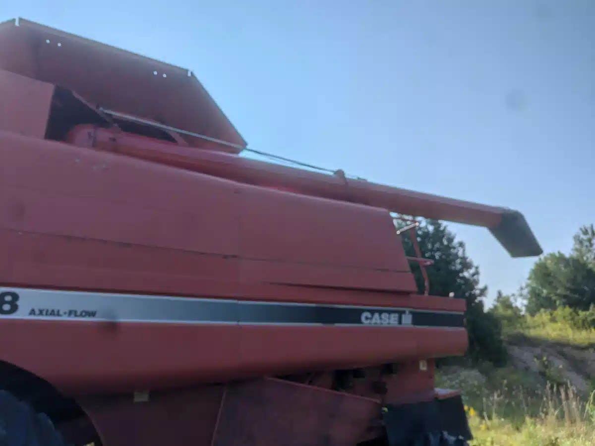 Gallery image 2 for Used Case IH 2388 Combine