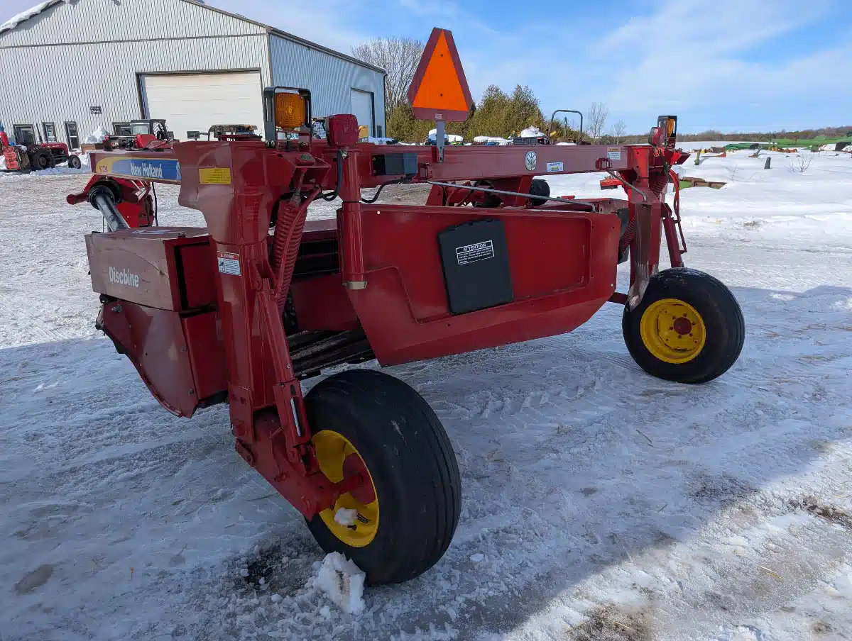 Gallery image 2 for New Holland 7230 Disc Mower Conditioner