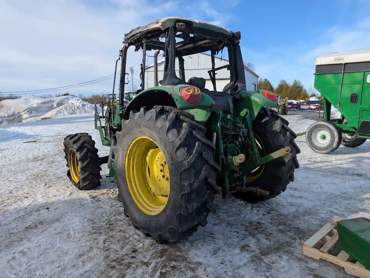 Gallery image 2 for Used John Deere 6330 Tractor