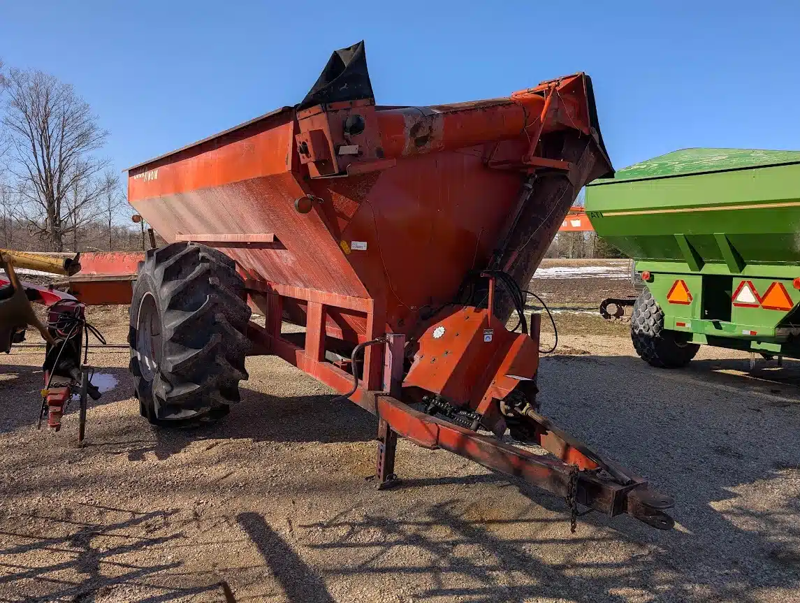 Gallery image 1 for Used Lucknow 400 Grain Cart