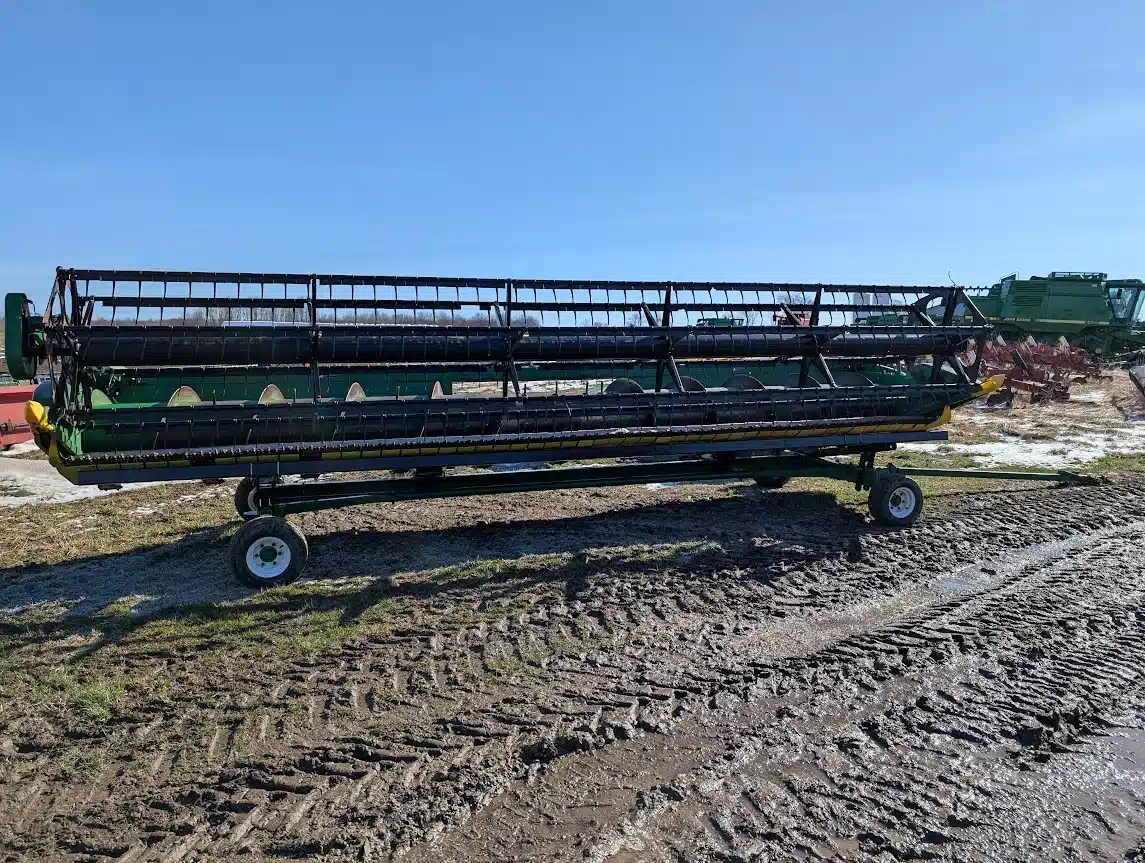 Gallery image 2 for Used John Deere 625F Header - Flex