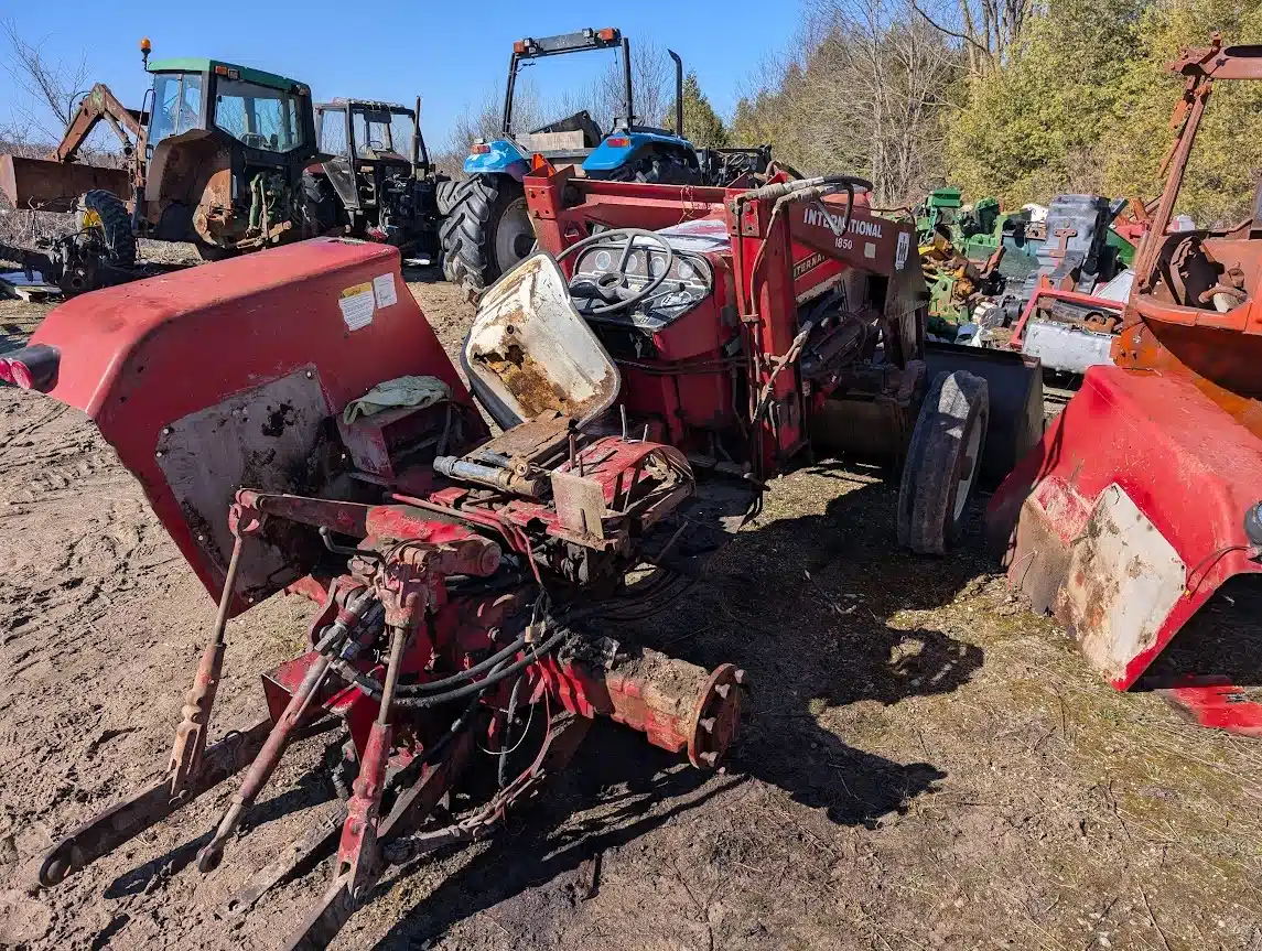 Gallery image 2 for Used International Harvester 474 Tractor