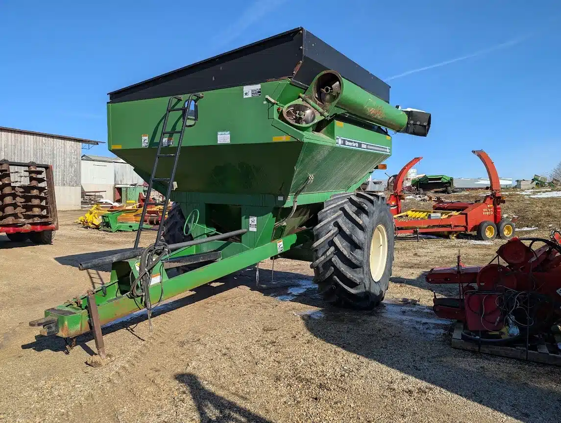 Gallery image 1 for Used Unverferth 5000 Grain Cart