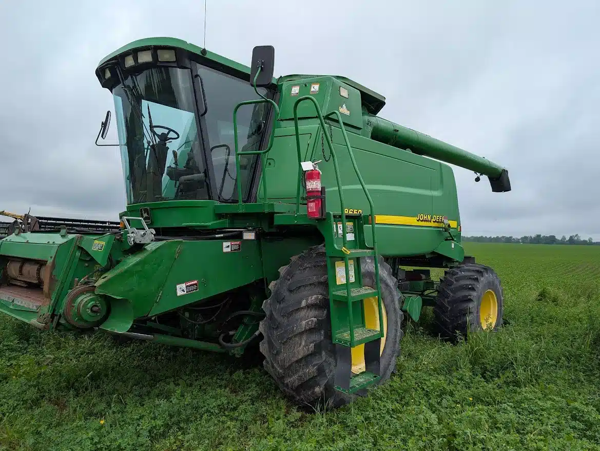 Gallery image 1 for Used John Deere 9650 Combine