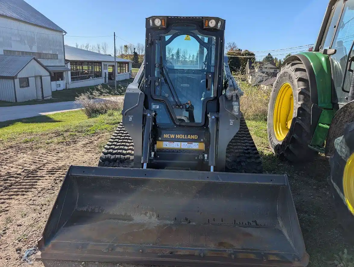 Gallery image 2 for Used 2020 New Holland C232 Track Loader