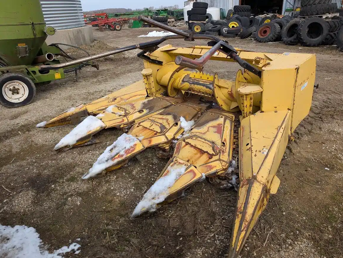 Gallery image 2 for New Holland 360N4 Header - Row Crop